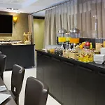 费内-伏尔泰日内瓦公寓式酒店 4* 费内-伏尔泰