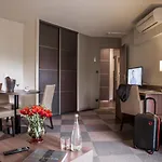 费内-伏尔泰日内瓦公寓式酒店 公寓式酒店 4*