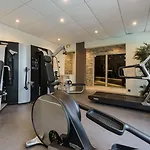 费内-伏尔泰日内瓦公寓式酒店