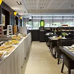 费内-伏尔泰日内瓦公寓式酒店 4* 费内-伏尔泰