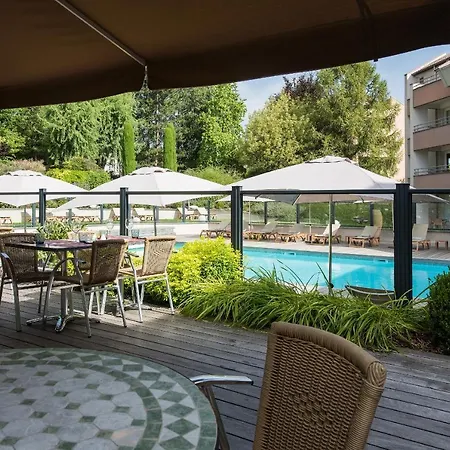 Aparthotel La Reserve Geneve Voltaire 4*