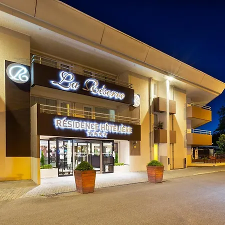 La Reserve Geneve Voltaire Aparthotel 4*