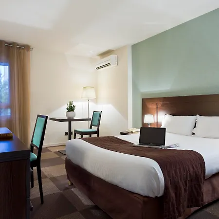 Appart hôtel Résidence La Réserve Genève Voltaire 4*