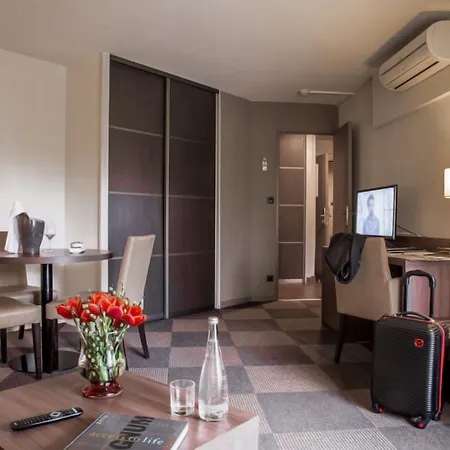 La Reserve Geneve Voltaire Aparthotel 4*