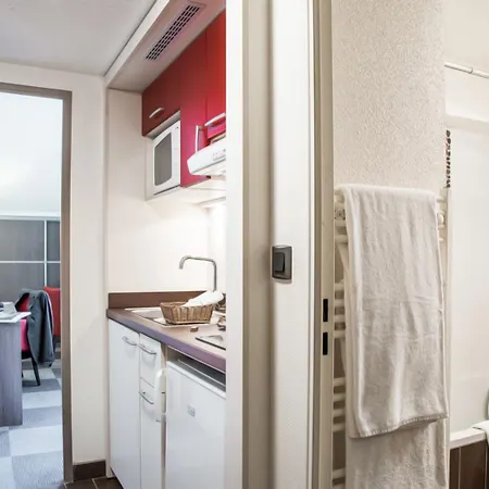 La Reserve Geneve Voltaire Aparthotel 4*