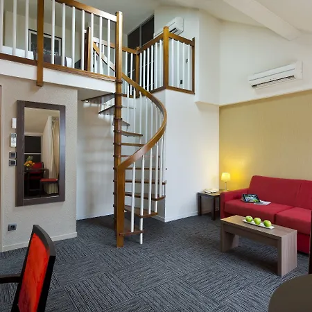 La Reserve Geneve Voltaire Aparthotel 4*