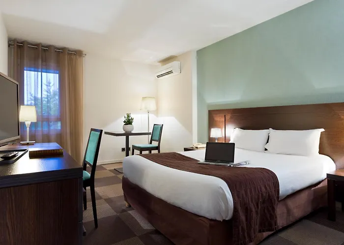 Appart hôtel Résidence La Réserve Genève Voltaire 4*